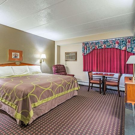 Rodeway Inn Saint Joseph Exterior photo